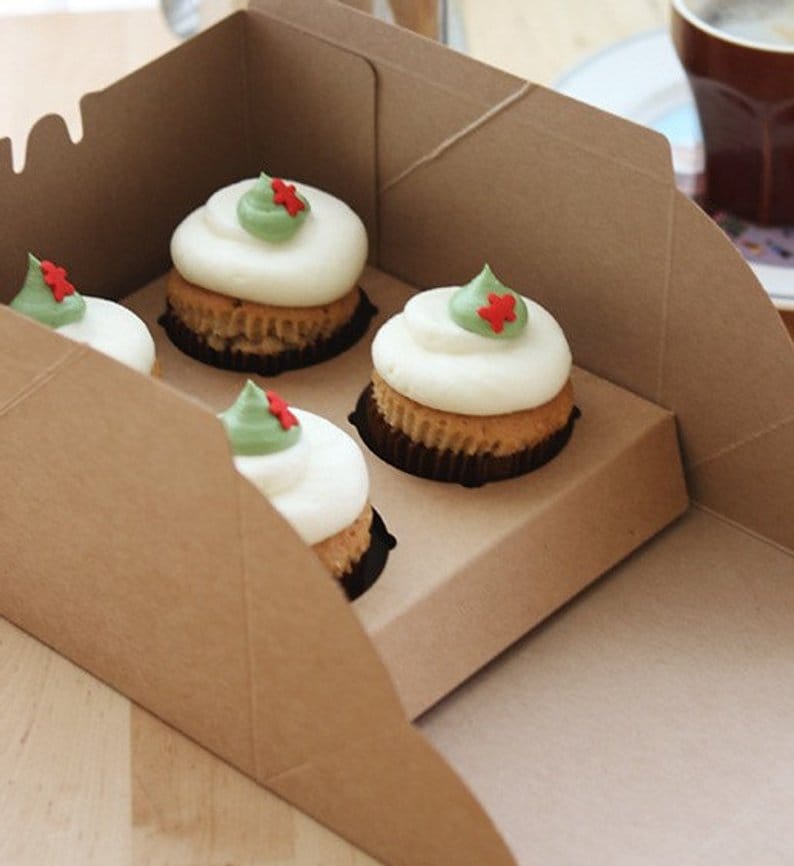Cake kraft paper packaging box