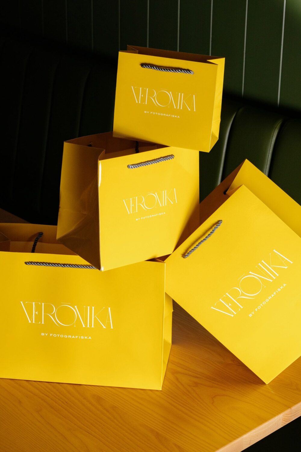 Discovering Custom Cord Handle Carry paper shopping Bags: A Look at Verōnika NYC King