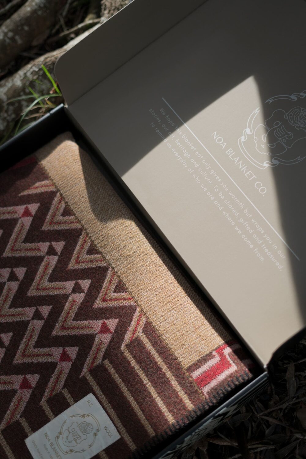 Noa Blanket Co's Custom E-commerce Packaging Boxes for Luxury Wool Blankets