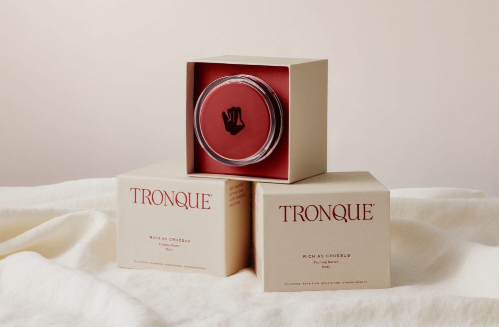 Tronque cosmetic embossed box