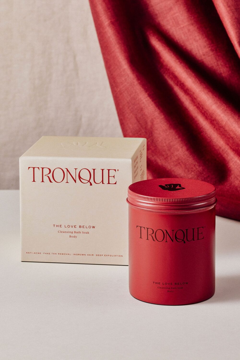 NZ founded skincare brand  Custom product boxes