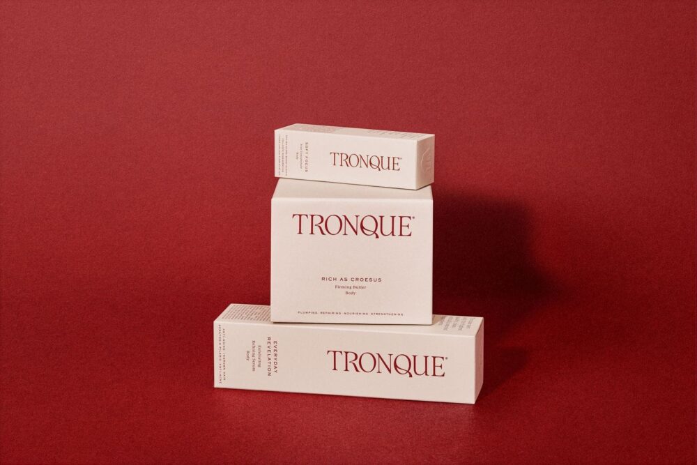 NZ founded skincare brand  Custom product boxes
