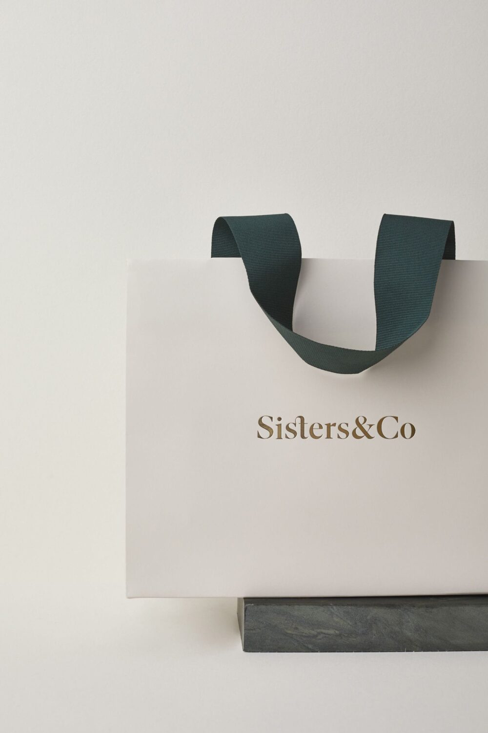 Sisters & Co's Custom Luxury Packaging for a Premium Shopping Experience