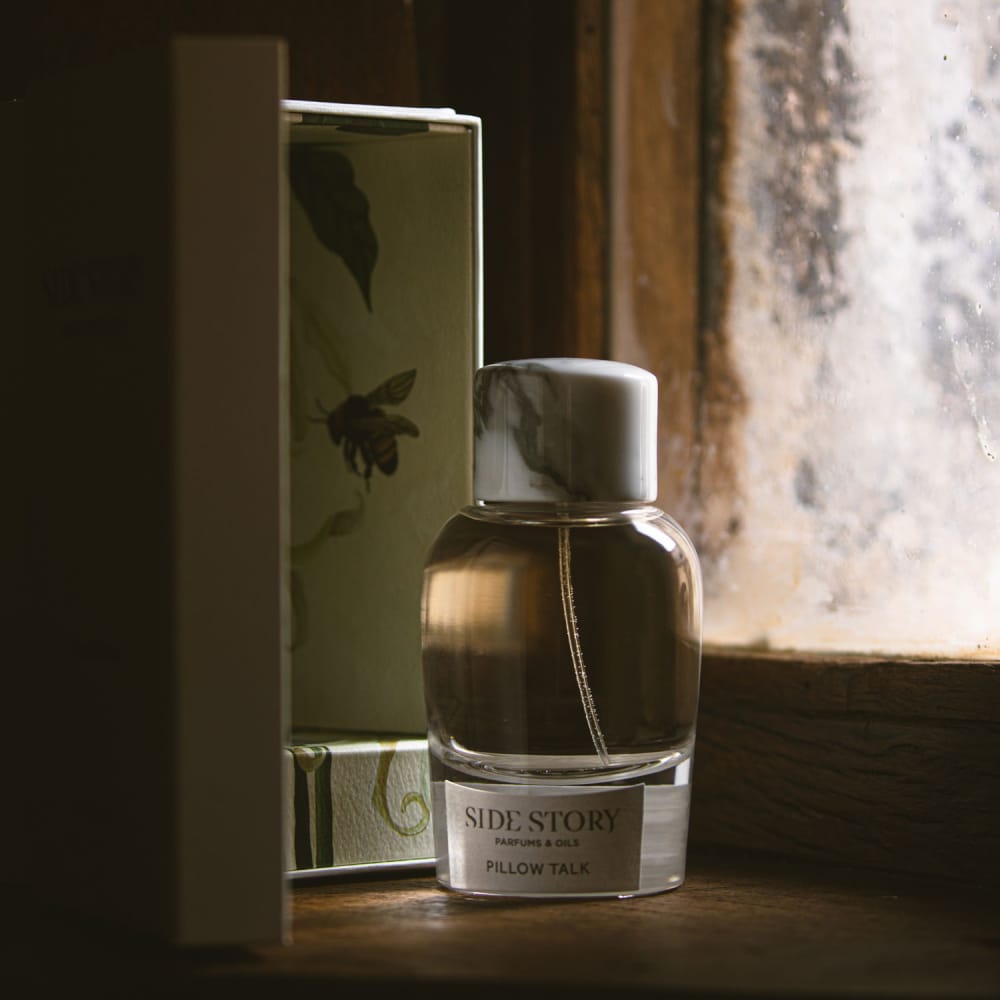 custom rigid and corrugate boxes：Discover the Artistry Behind Side Story Perfume