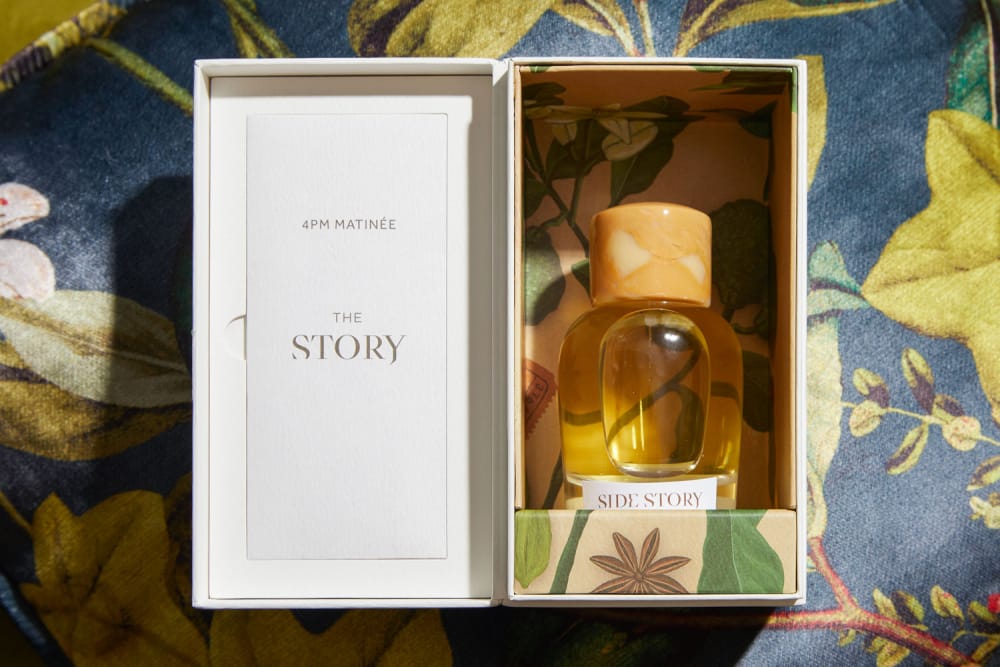 custom rigid and corrugate boxes：Discover the Artistry Behind Side Story Perfume