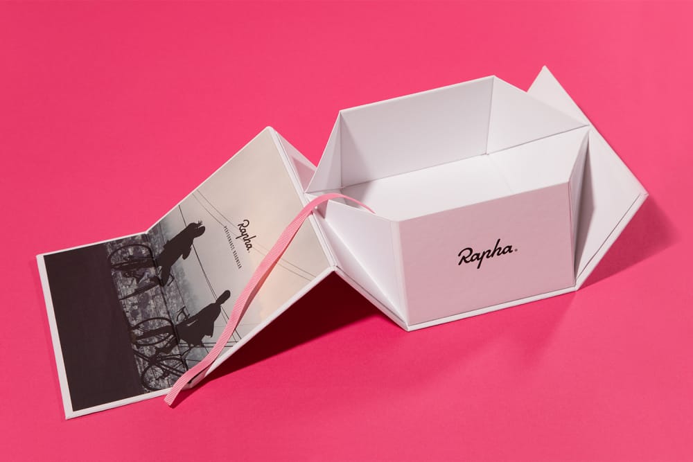 Custom packaging for tech accessories Magnetic closure packaging Collapsible rigid boxes Luxury device packaging Custom printed packaging