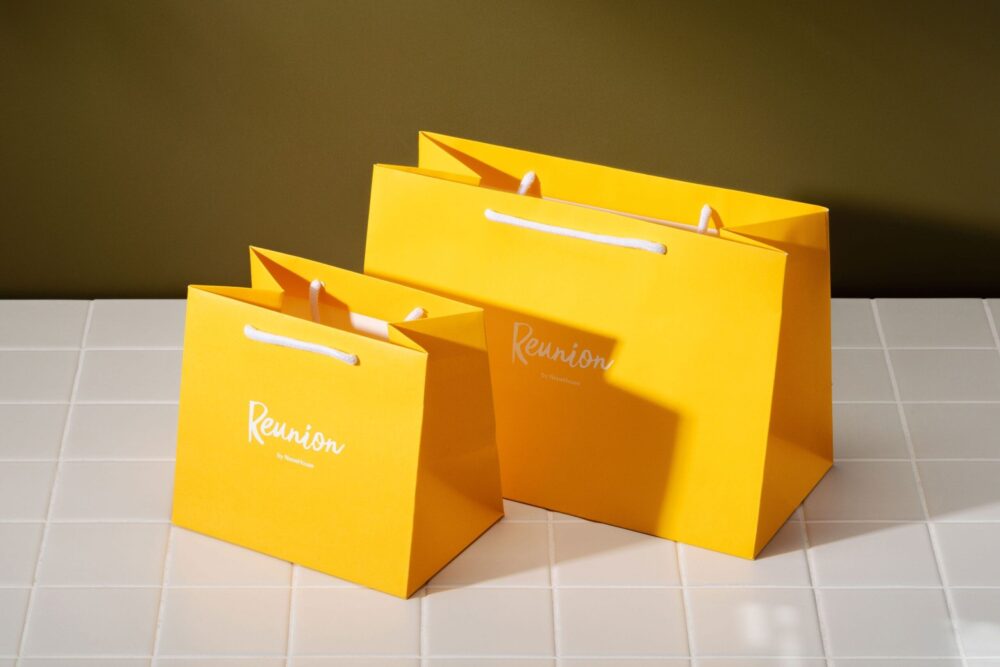 Pantone colours shopping bags