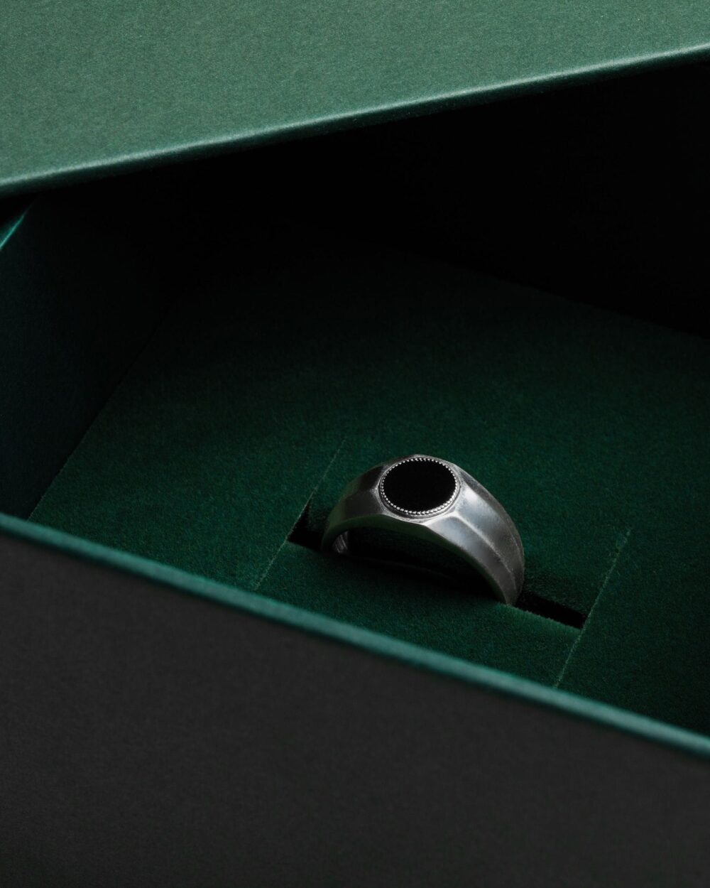 Discover the Luxury of Alvinza: Eclectic Jewelry and Bespoke Packaging