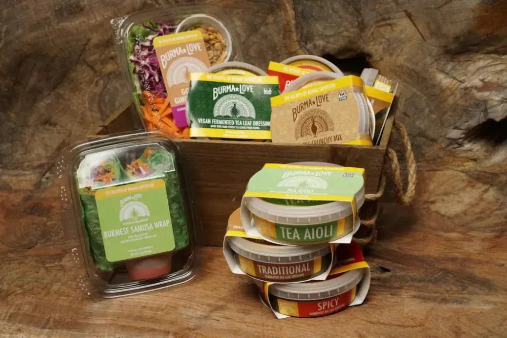 1734071803_Custom-Burma-Packaging-Transform-Your-Cuisine-with-Eastern-Boxes.webp