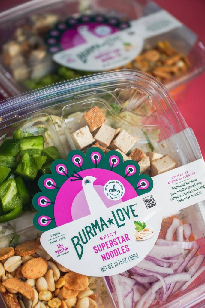 1734071855_Custom-Burma-Packaging-Transform-Your-Cuisine-with-Eastern-Boxes.jpeg