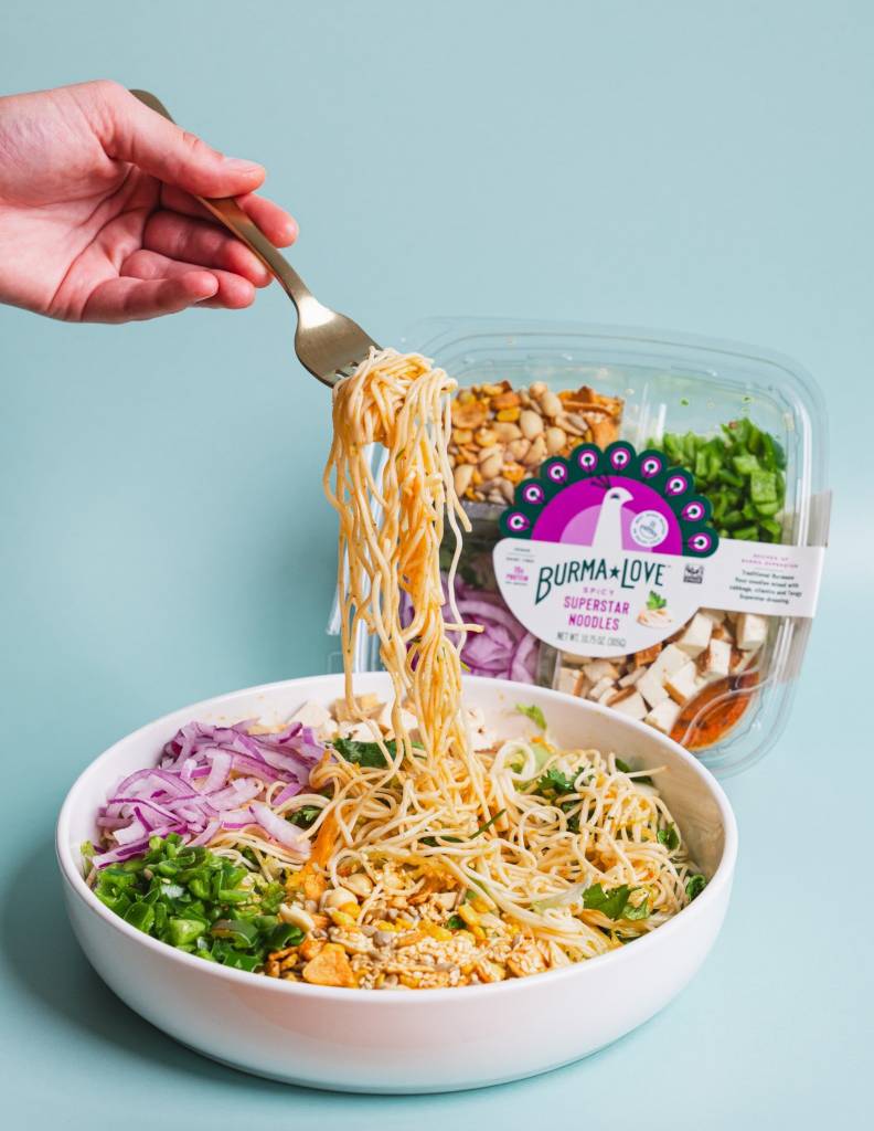 1734071857_Custom-Burma-Packaging-Transform-Your-Cuisine-with-Eastern-Boxes.jpeg
