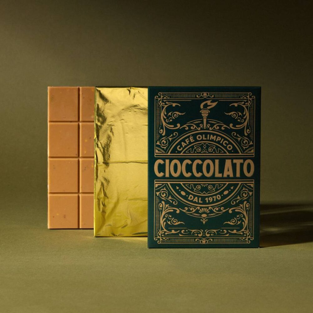 1734122686_Custom-Chocolate-Packaging-Experience-Heritage-in-Every-Bite.jpg