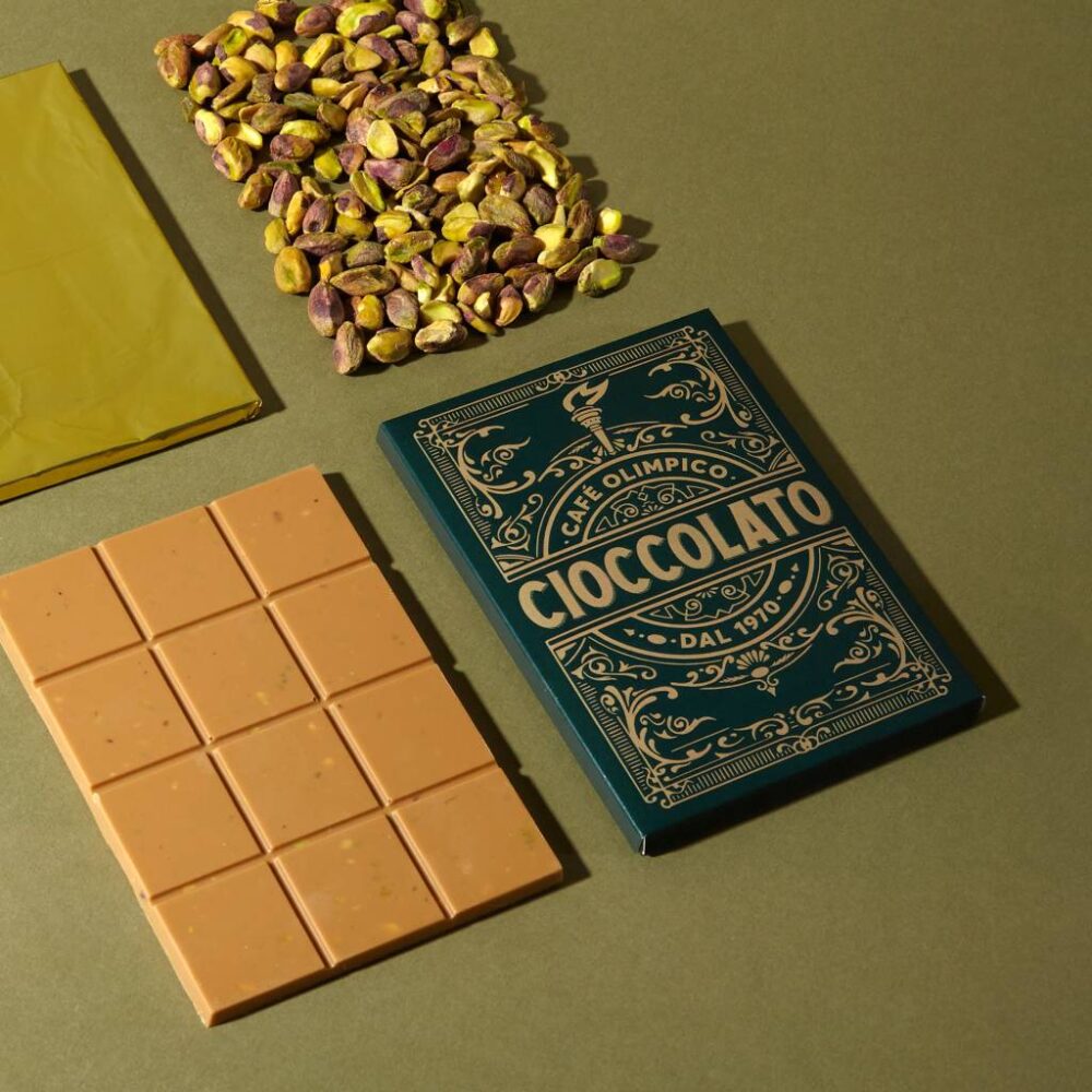 1734122689_Custom-Chocolate-Packaging-Experience-Heritage-in-Every-Bite.jpg