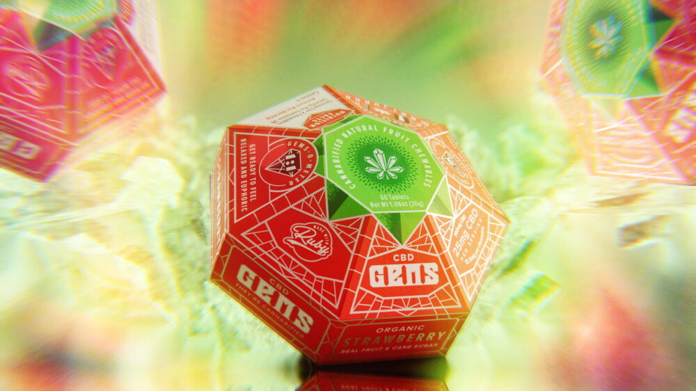 1734256075_Custom-Gem-Packaging-Elevating-Product-Experience-Beyond-Ordinary-Boxes.jpg
