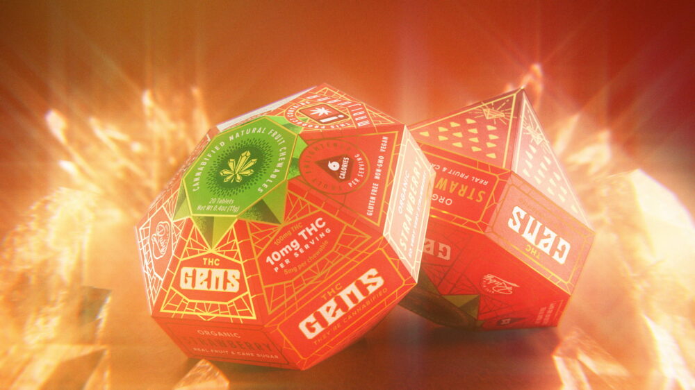 1734256098_Custom-Gem-Packaging-Elevating-Product-Experience-Beyond-Ordinary-Boxes.jpg