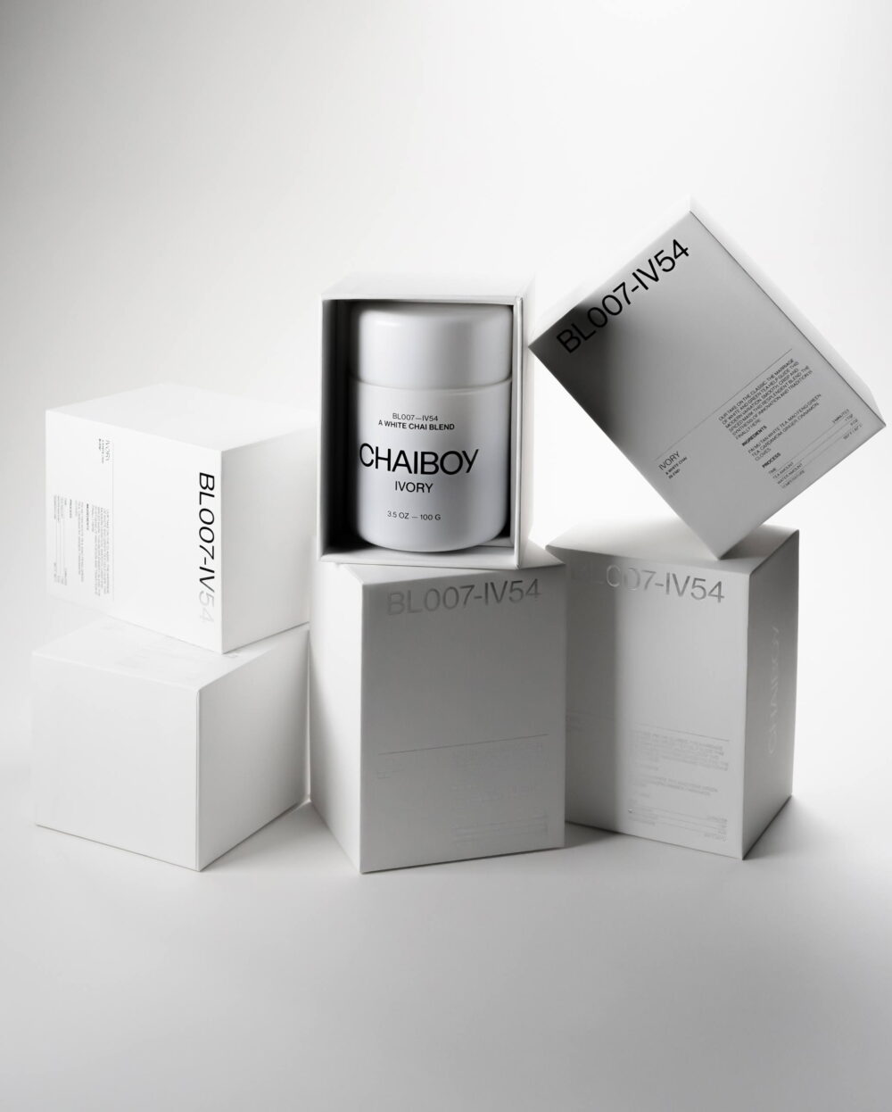 1734326114_Custom-Tea-Packaging-Redefining-Identity-with-Bold-Boxes.jpg