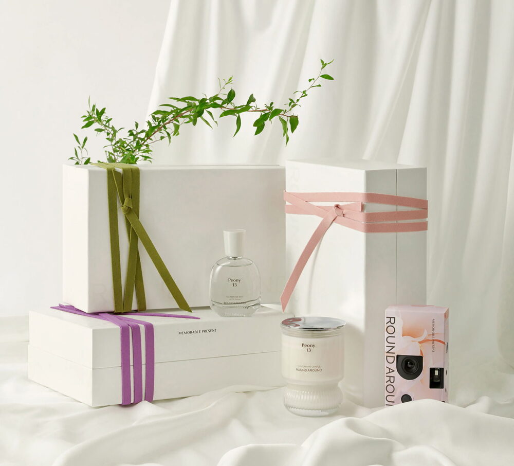 1734371990_Custom-Fragrance-Packaging-Elevate-Your-Senses-with-Elegant-Boxes.jpg