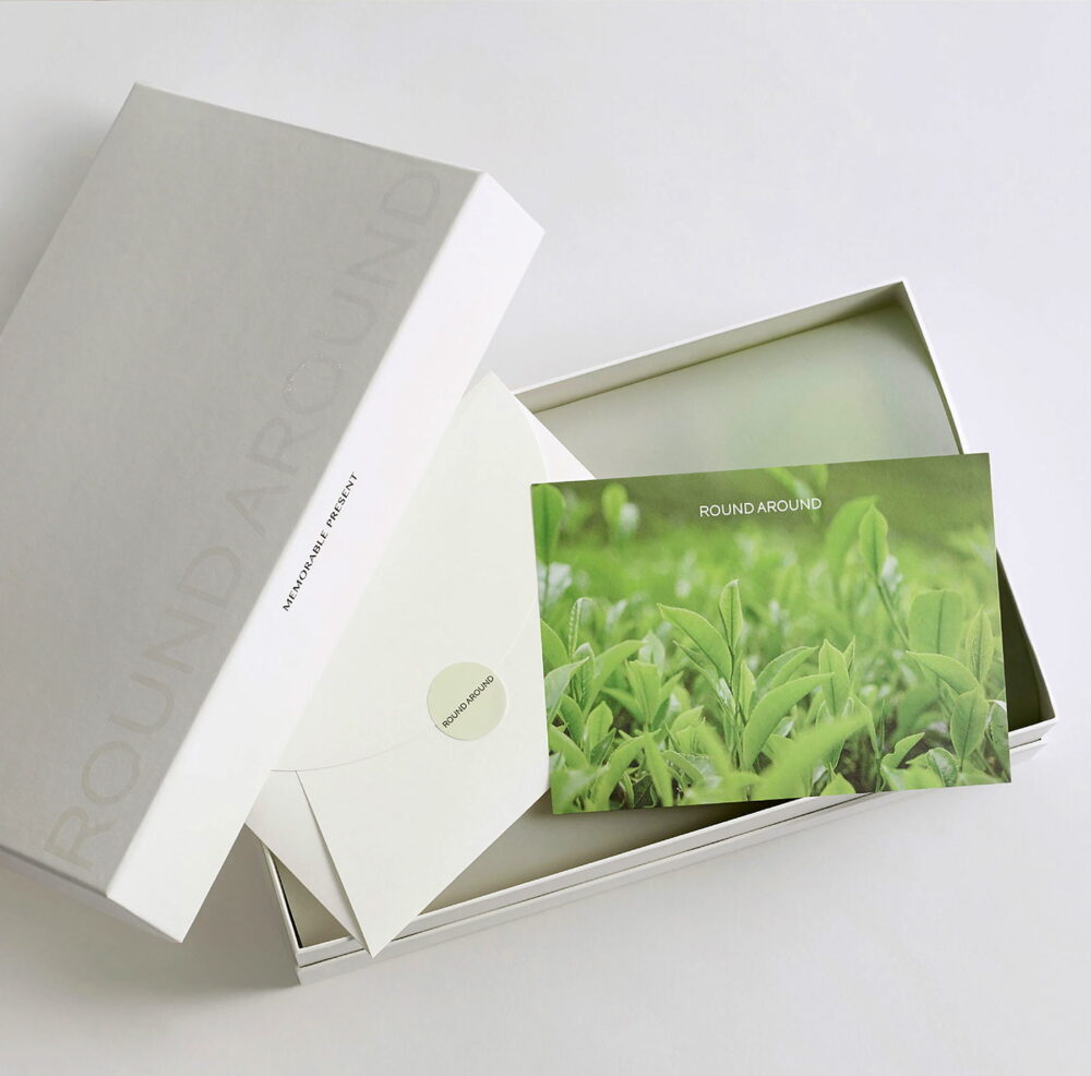 1734372003_Custom-Fragrance-Packaging-Elevate-Your-Senses-with-Elegant-Boxes.jpg