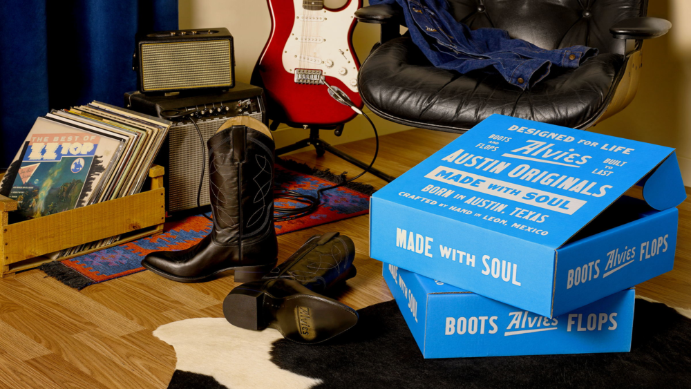 1735355610_Custom-Boot-Packaging-Elevate-Your-Brand-with-Unique-Boxes.png